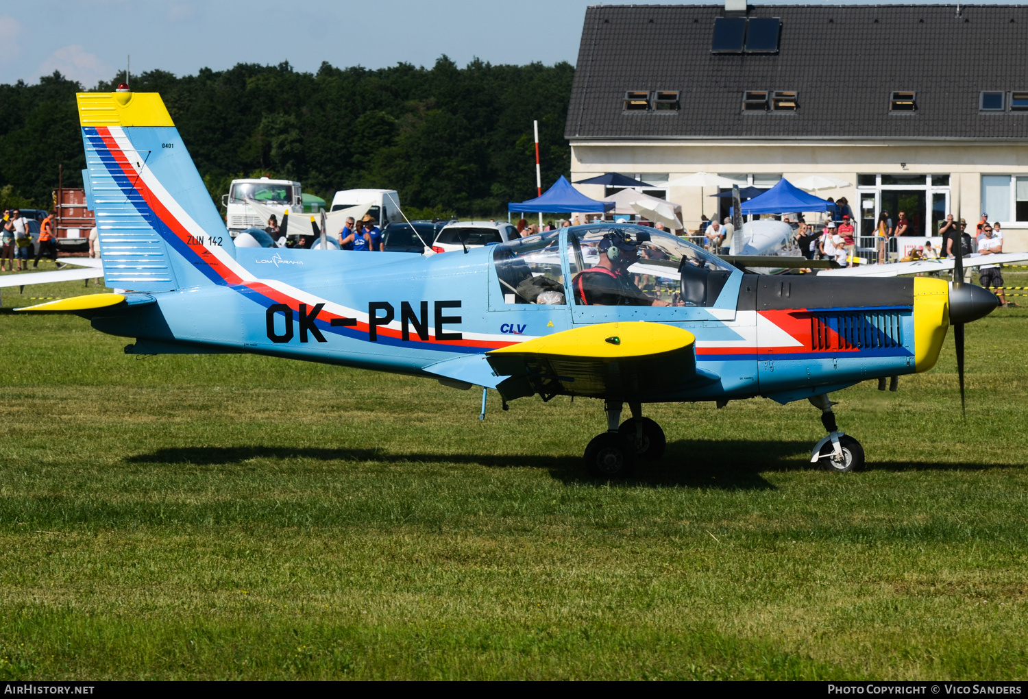 Aircraft Photo of OK-PNE | Zlin Z-142 | AirHistory.net #674867