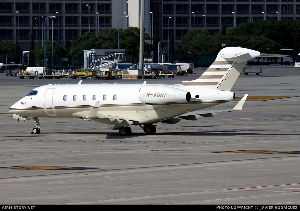 Aircraft Photo of M-ASRY | Bombardier Challenger 300 (BD-100-1A10) | AirHistory.net #674882
