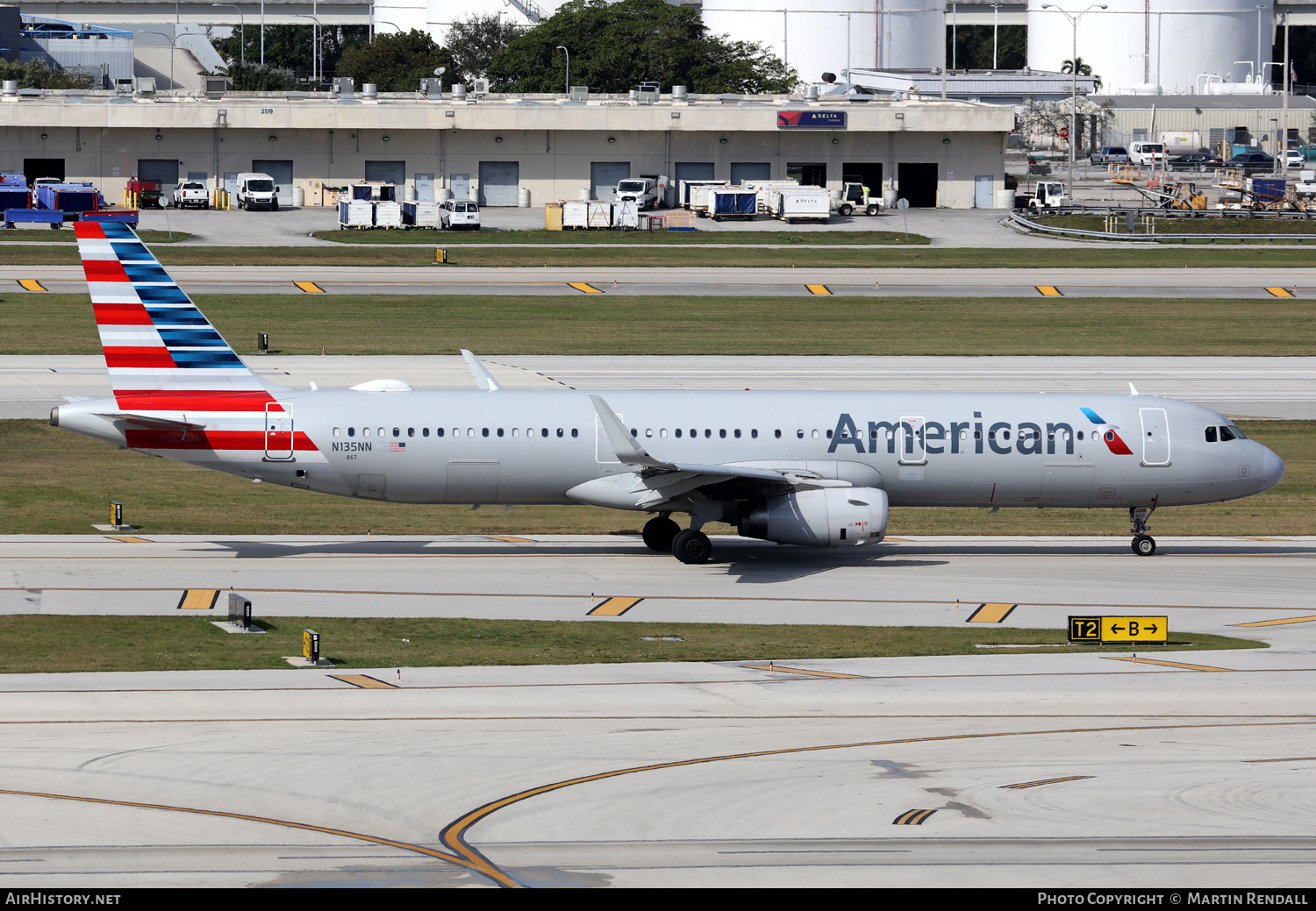 Aircraft Photo of N135NN | Airbus A321-231 | American Airlines | AirHistory.net #674913