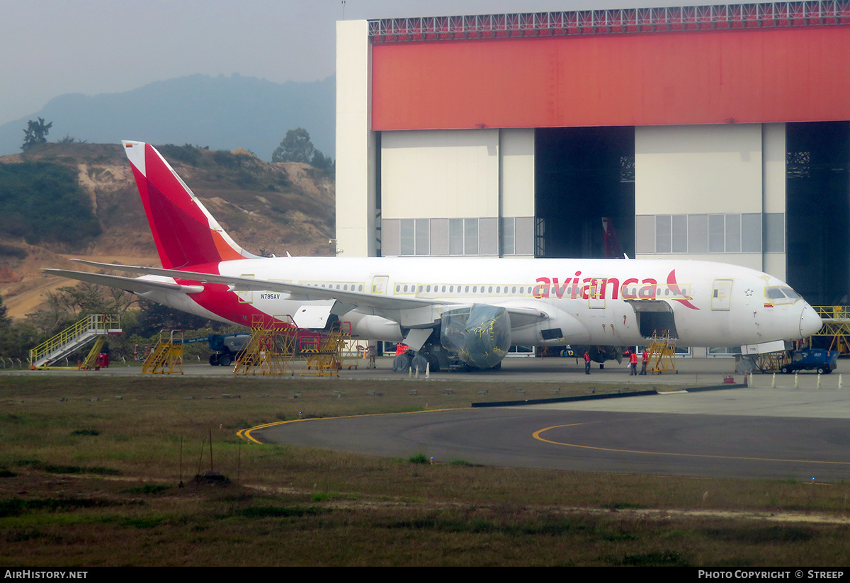 Aircraft Photo of N795AV | Boeing 787-8 Dreamliner | Avianca | AirHistory.net #674941