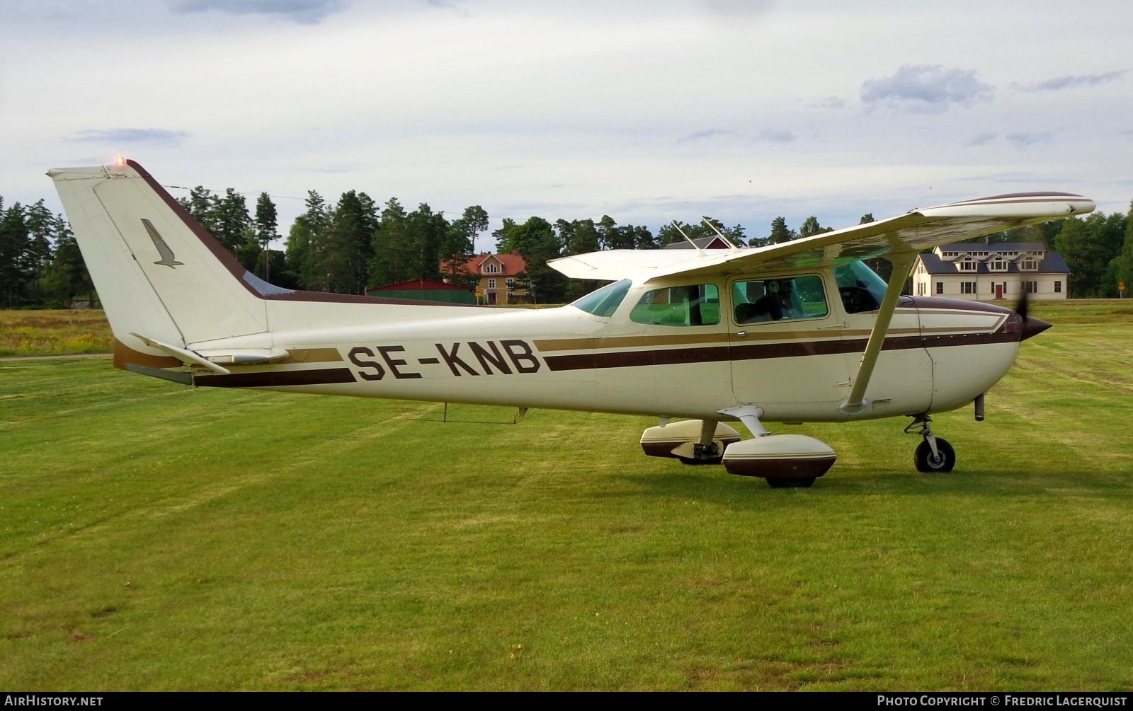 Aircraft Photo of SE-KNB | Cessna 172P Skyhawk II | AirHistory.net #675016