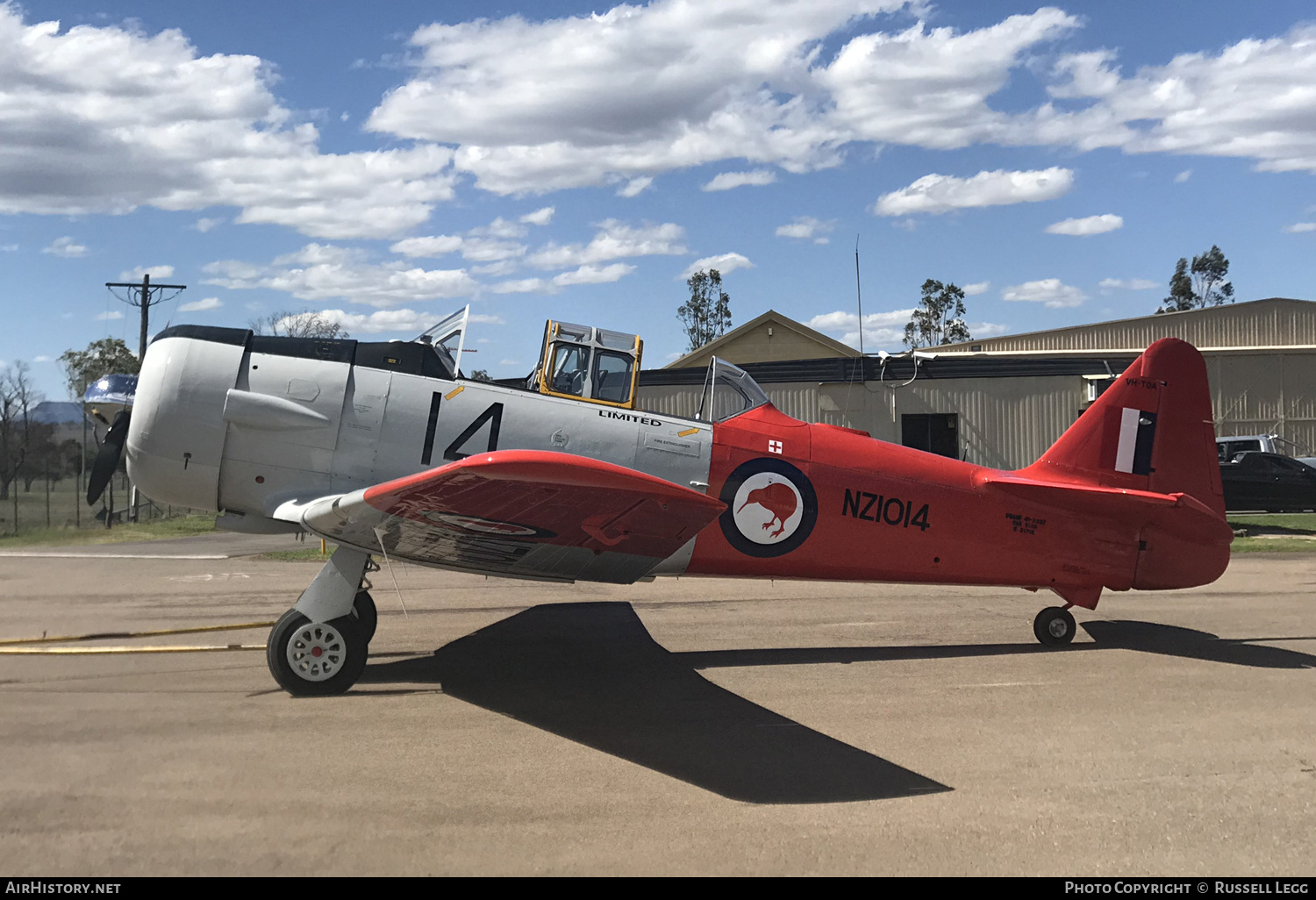 Aircraft Photo of VH-TOA / NZ1014 | North American SNJ-4 Texan | New Zealand - Air Force | AirHistory.net #675110