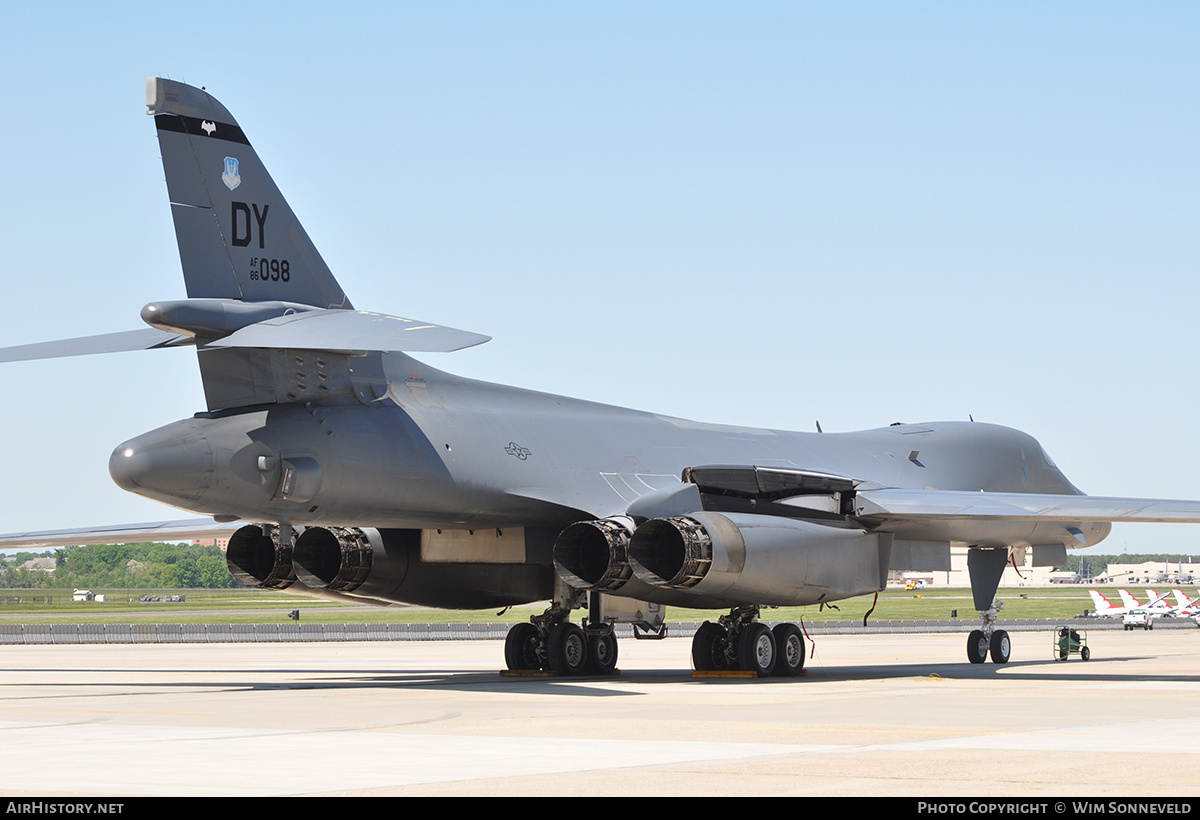 Aircraft Photo of 86-0098 | Rockwell B-1B Lancer | USA - Air Force | AirHistory.net #675143