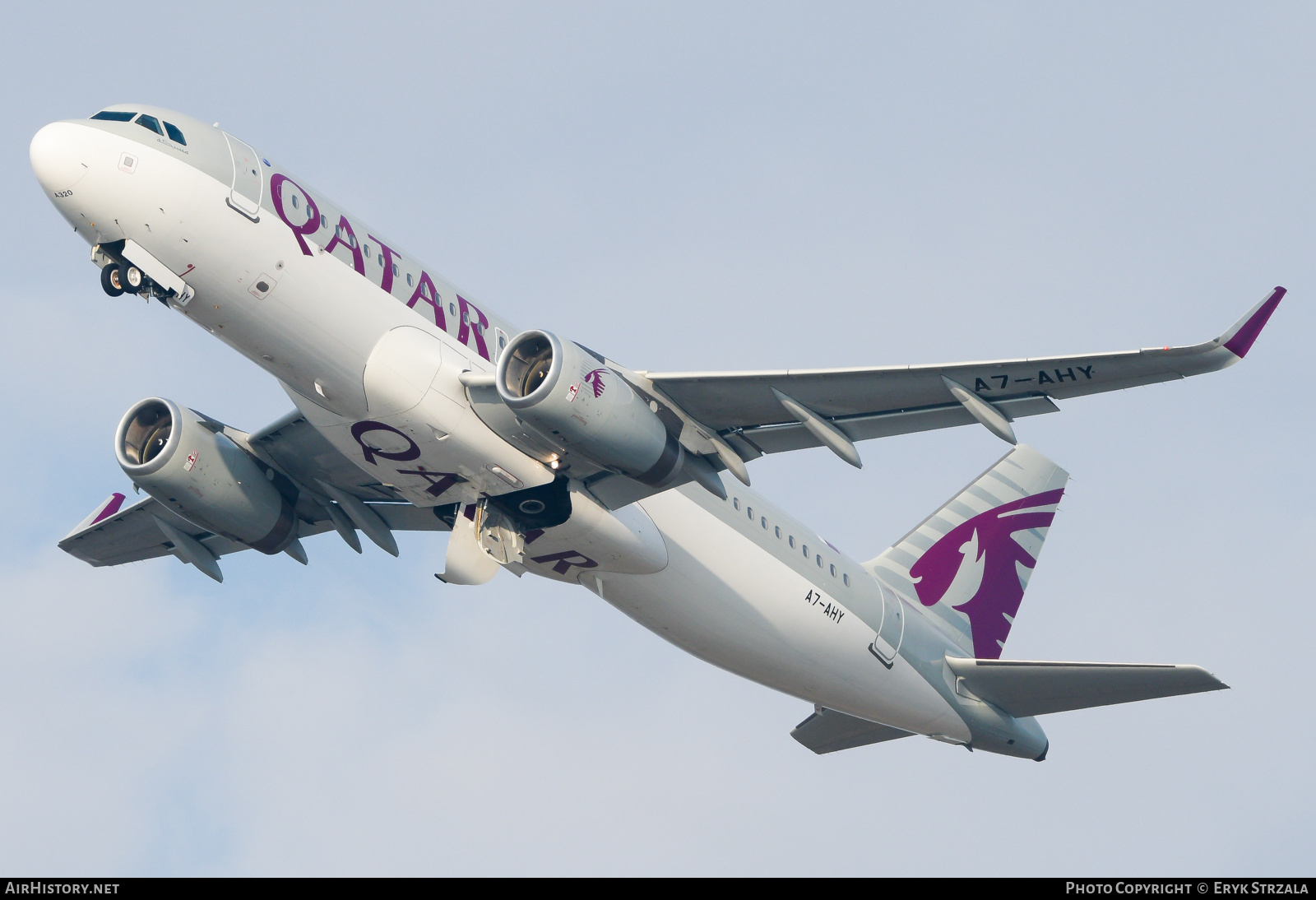 Aircraft Photo of A7-AHY | Airbus A320-232 | Qatar Airways | AirHistory.net #675167