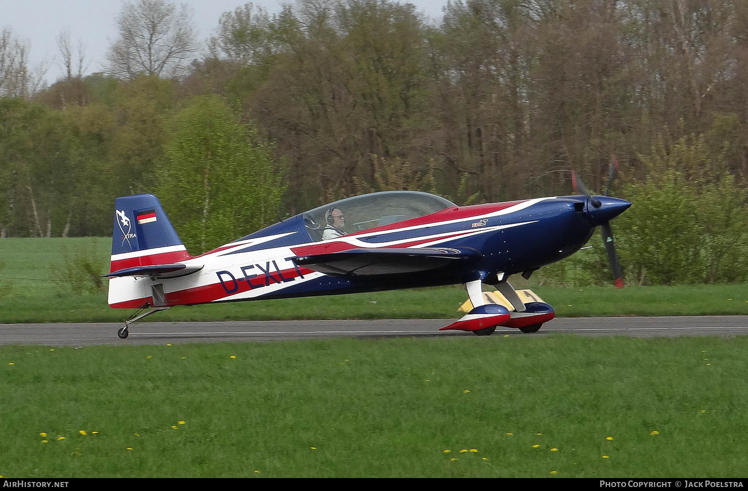 Aircraft Photo of D-EXLT | extra EA-300LT | AirHistory.net #675200