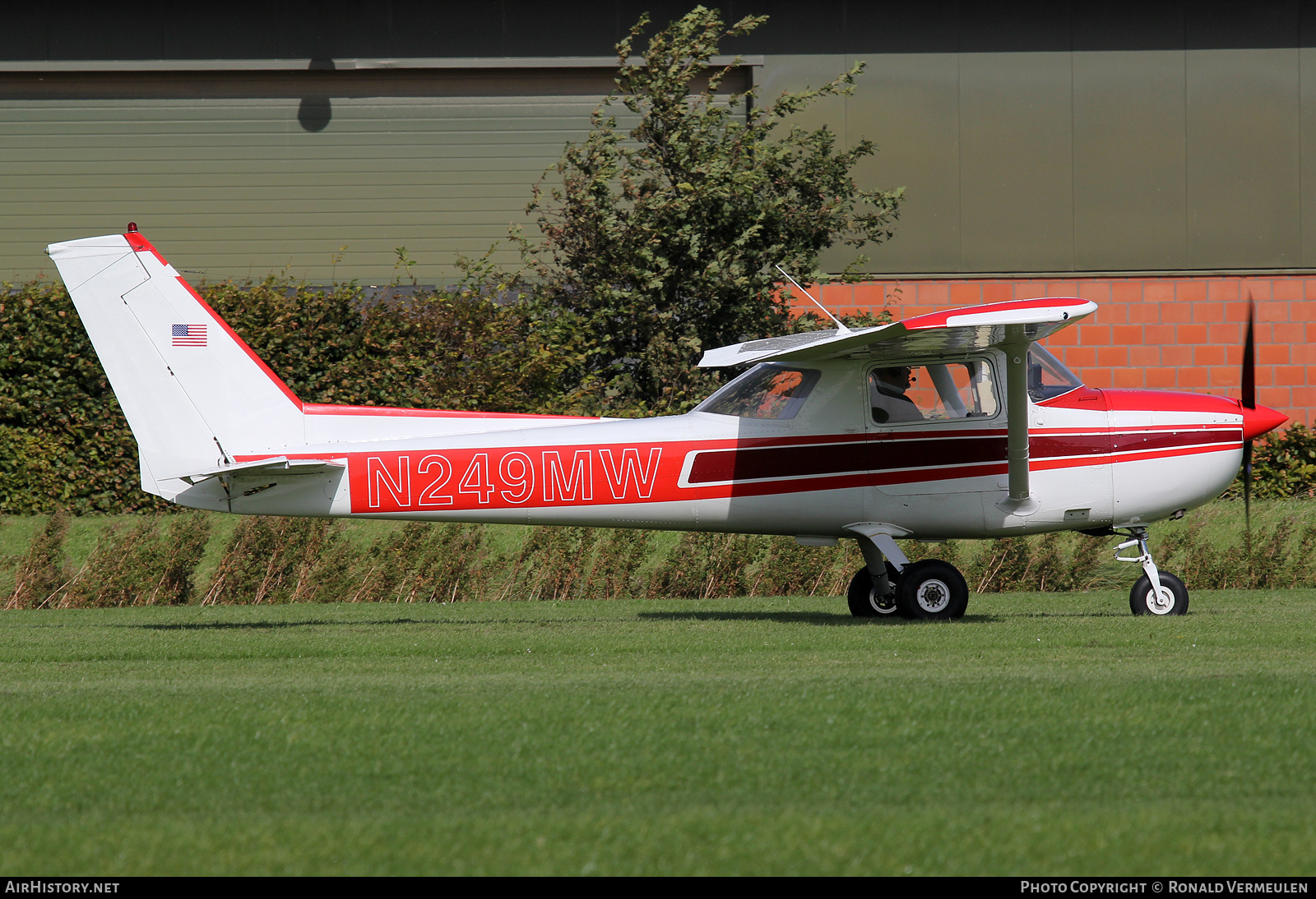 Aircraft Photo of N249MW | Cessna 150M | AirHistory.net #675233