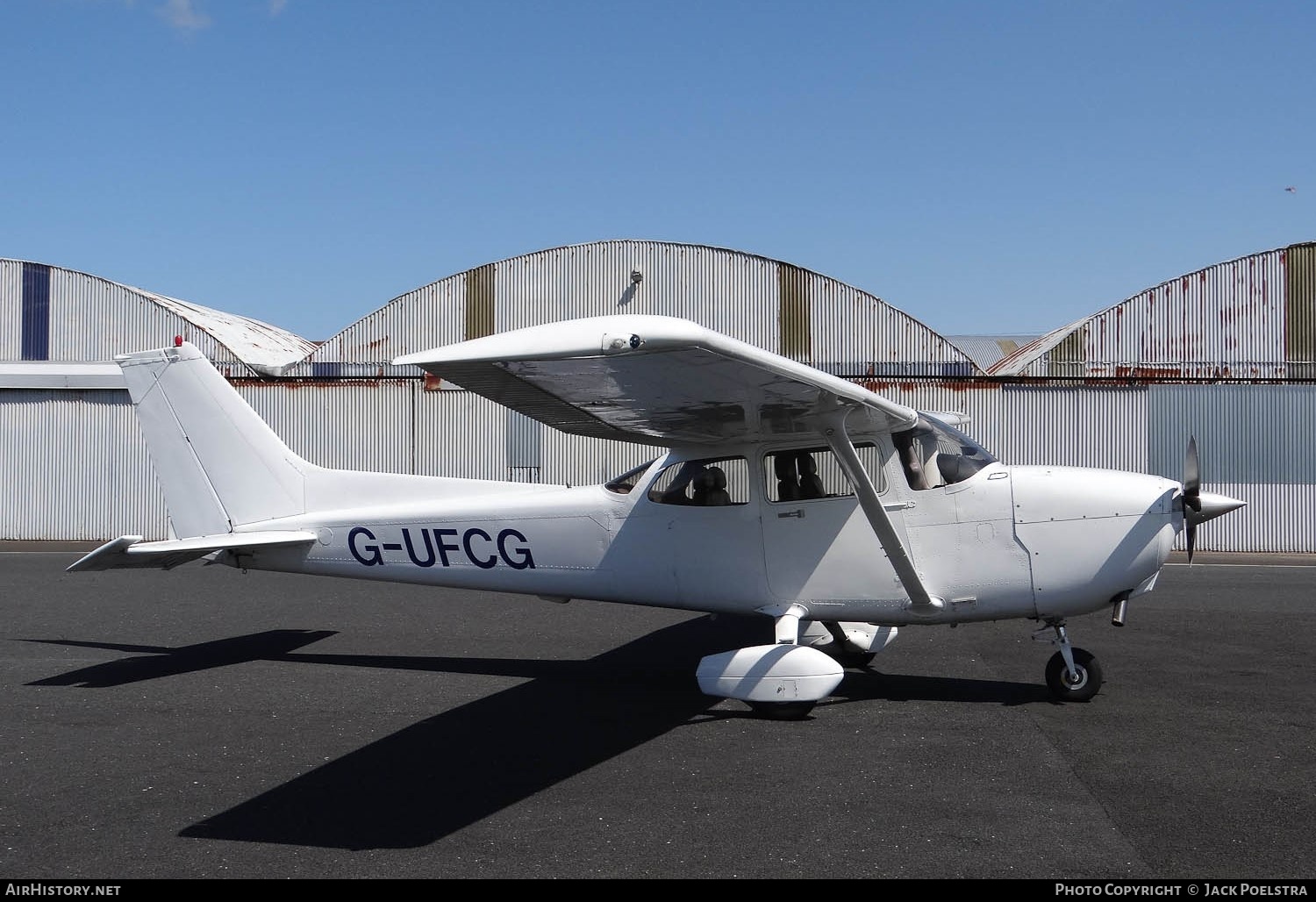 Aircraft Photo of G-UFCG | Cessna 172S Skyhawk SP | AirHistory.net #675253
