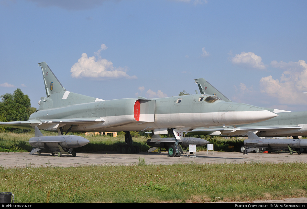 Aircraft Photo of 07 red | Tupolev Tu-22M-2 | Ukraine - Air Force | AirHistory.net #675287