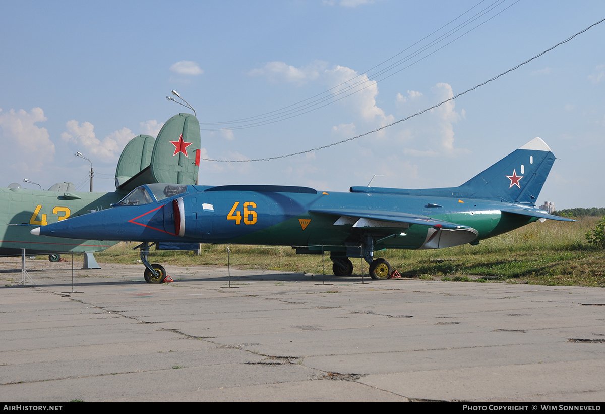 Aircraft Photo of 46 yellow | Yakovlev Yak-38 | Soviet Union - Navy | AirHistory.net #675303