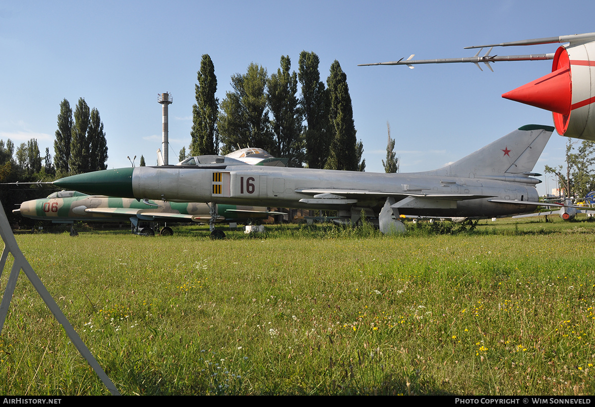 Aircraft Photo of 16 red | Sukhoi Su-15TM | Soviet Union - Air Force | AirHistory.net #675305