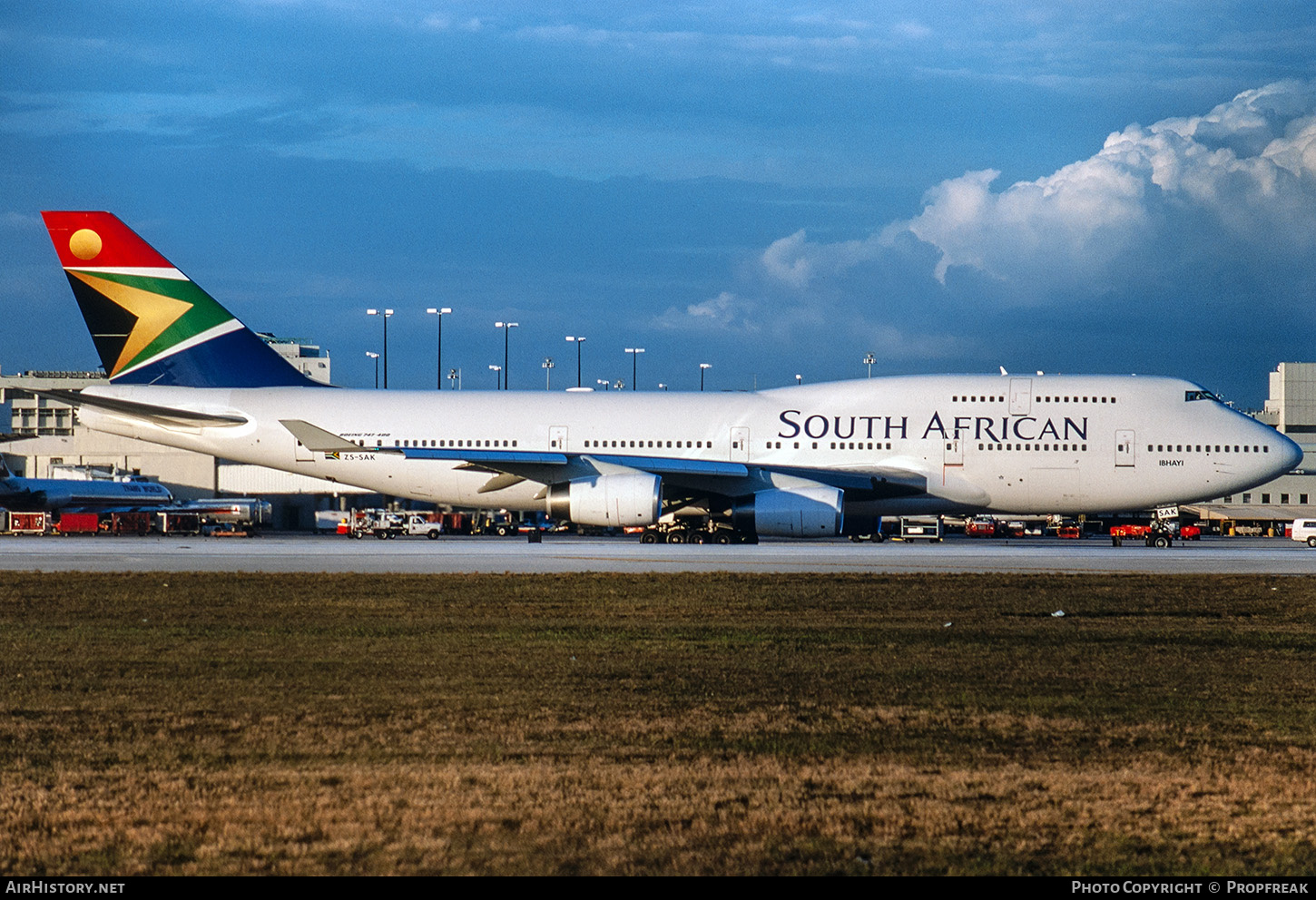 Aircraft Photo of ZS-SAK | Boeing 747-444 | South African Airways | AirHistory.net #675341
