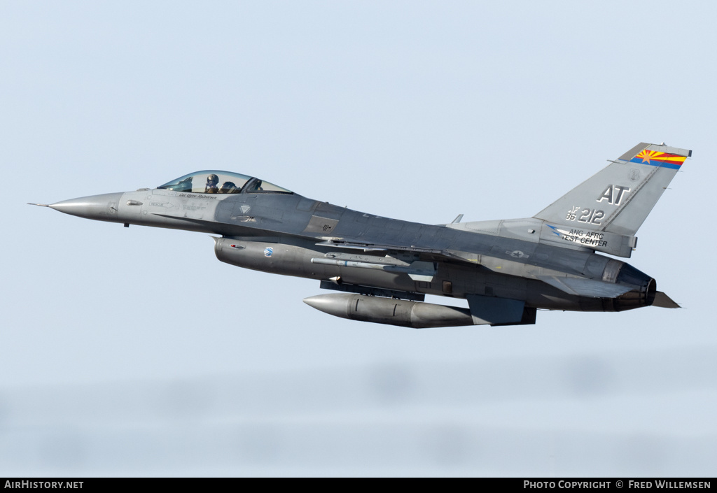 Aircraft Photo of 86-0212 / AF86-212 | General Dynamics F-16C Fighting Falcon | USA - Air Force | AirHistory.net #675384