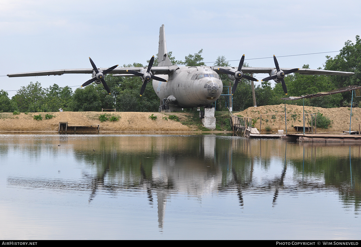 Aircraft Photo of 36 blue | Antonov An-12 | Soviet Union - Air Force | AirHistory.net #675419