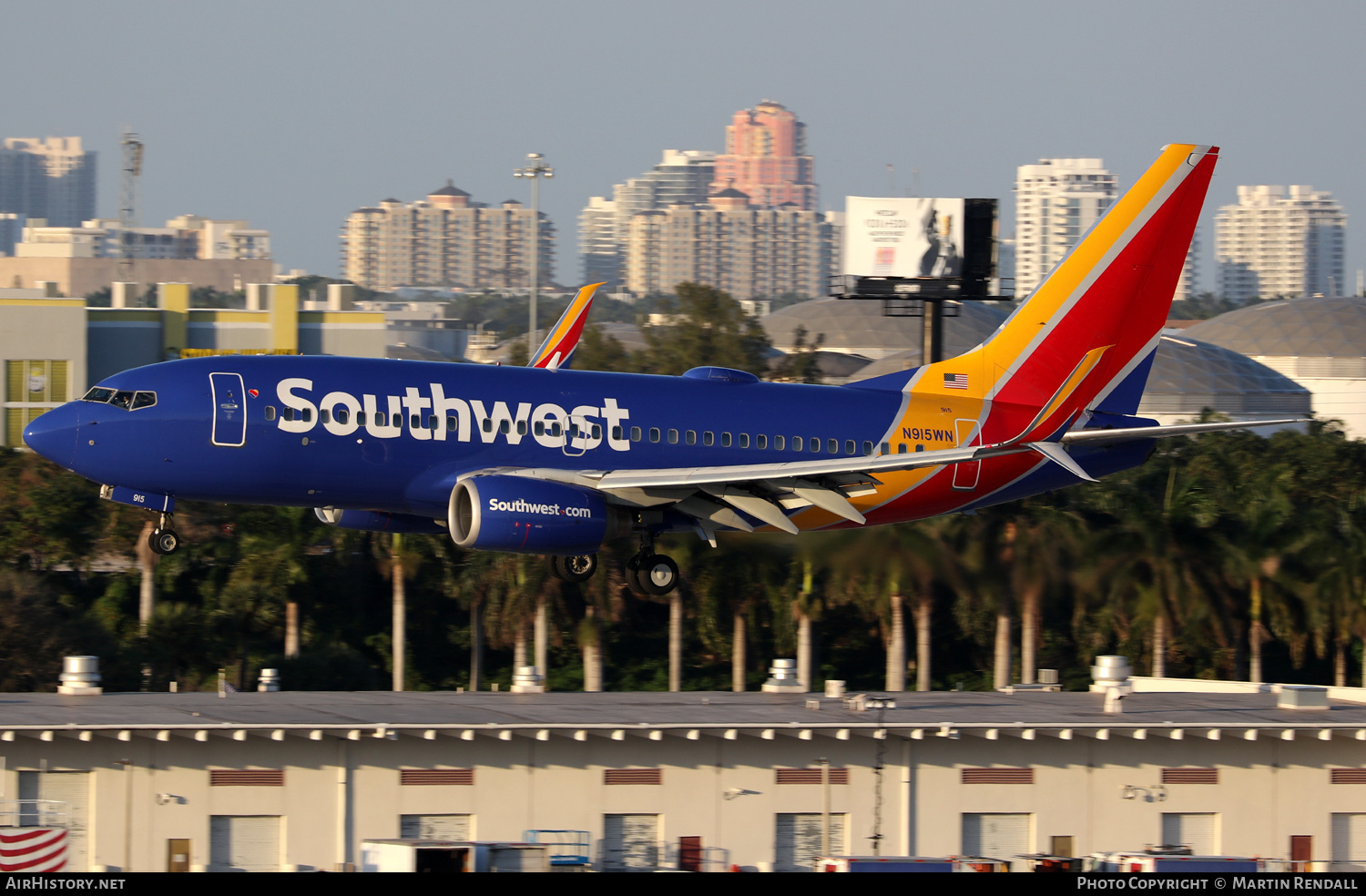 Aircraft Photo of N915WN | Boeing 737-7H4 | Southwest Airlines | AirHistory.net #675429
