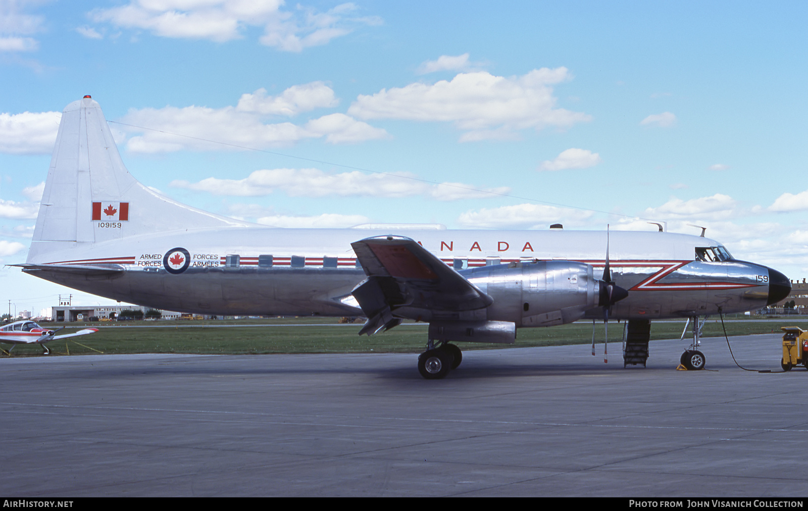 Aircraft Photo of 109159 | Canadair CC-109 Cosmopolitan | Canada - Air Force | AirHistory.net #675483