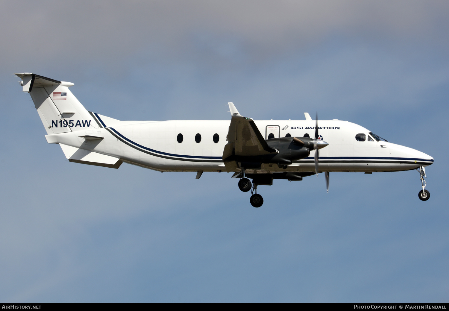 Aircraft Photo of N195AW | Beech 1900D | CSI Aviation | AirHistory.net #675558