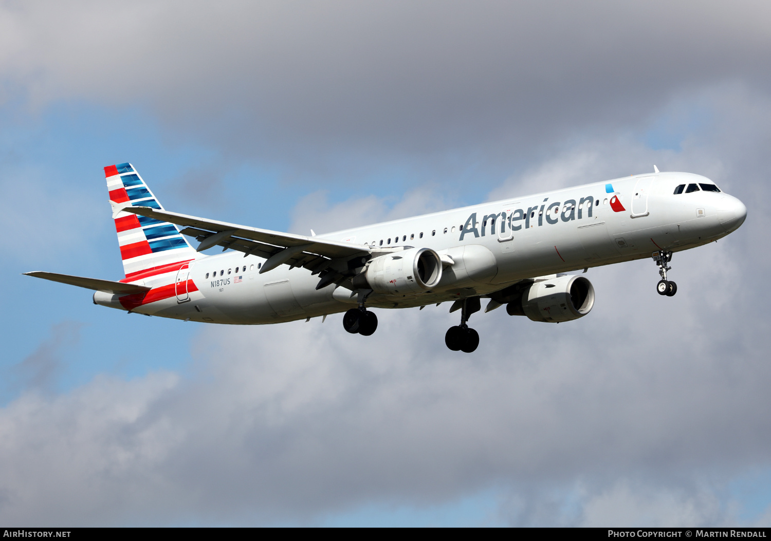 Aircraft Photo of N187US | Airbus A321-211 | American Airlines | AirHistory.net #675574