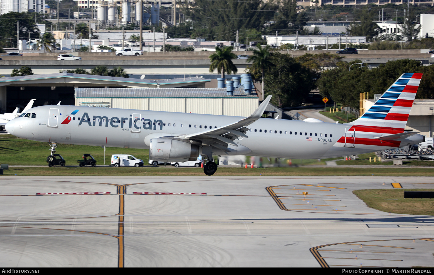 Aircraft Photo of N990AU | Airbus A321-231 | American Airlines | AirHistory.net #675575