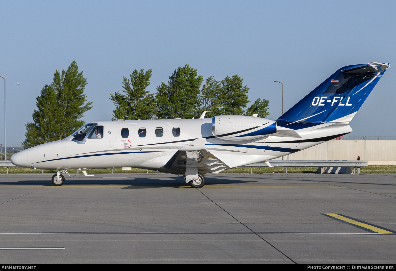 Aircraft Photo of OEFLL Cessna 525 CitationJet M2