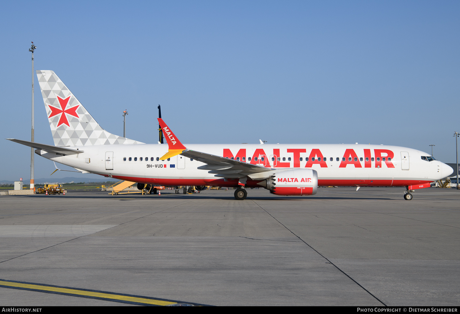 Aircraft Photo of 9H-VUD | Boeing 737-8200 Max 200 | Malta Air | AirHistory.net #675650