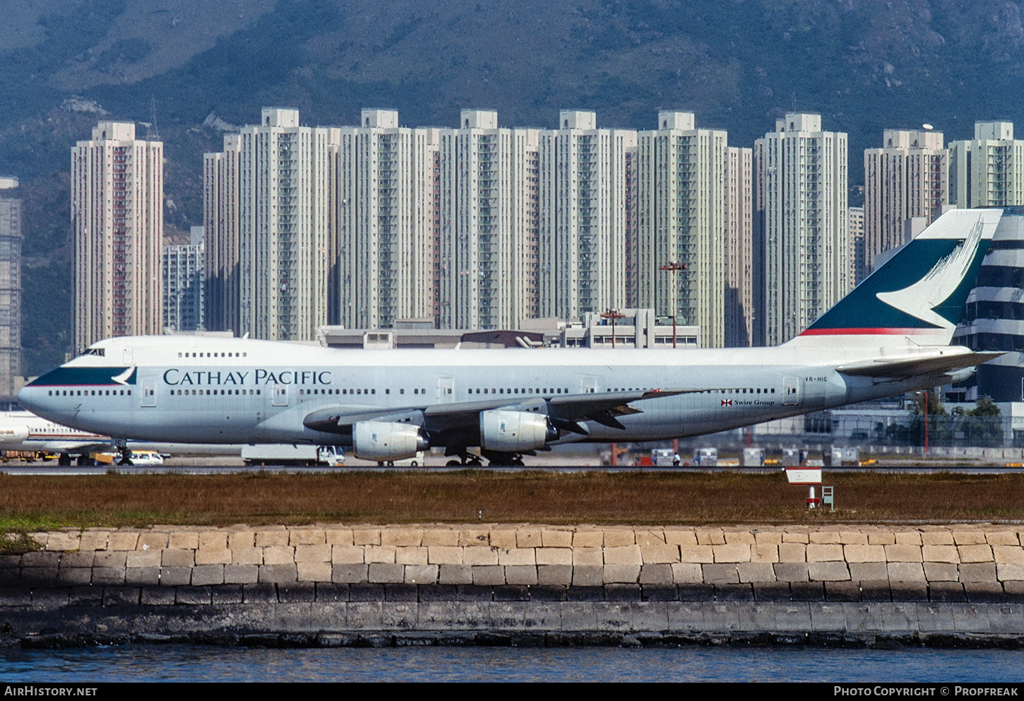 Aircraft Photo of VR-HIC | Boeing 747-267B | Cathay Pacific Airways | AirHistory.net #675824