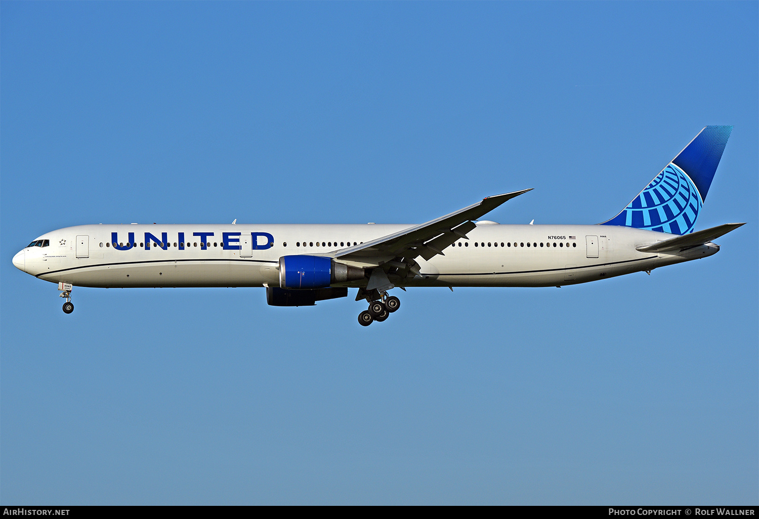 Aircraft Photo of N76065 | Boeing 767-424/ER | United Airlines | AirHistory.net #675857