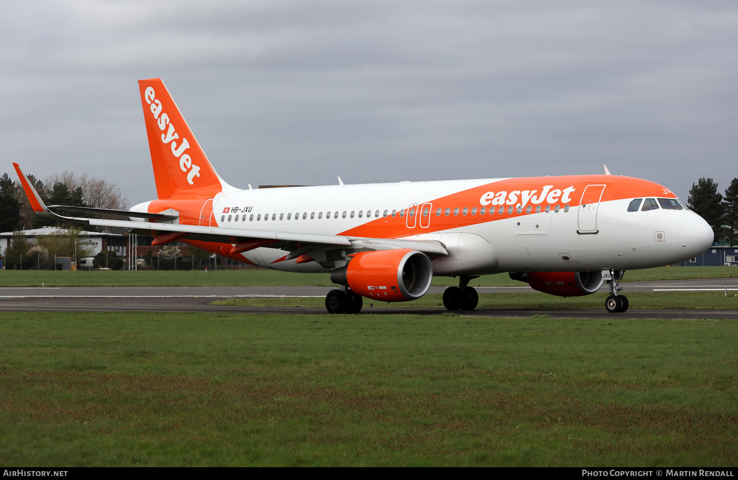 Aircraft Photo of HB-JXU | Airbus A320-214 | EasyJet | AirHistory.net #675873