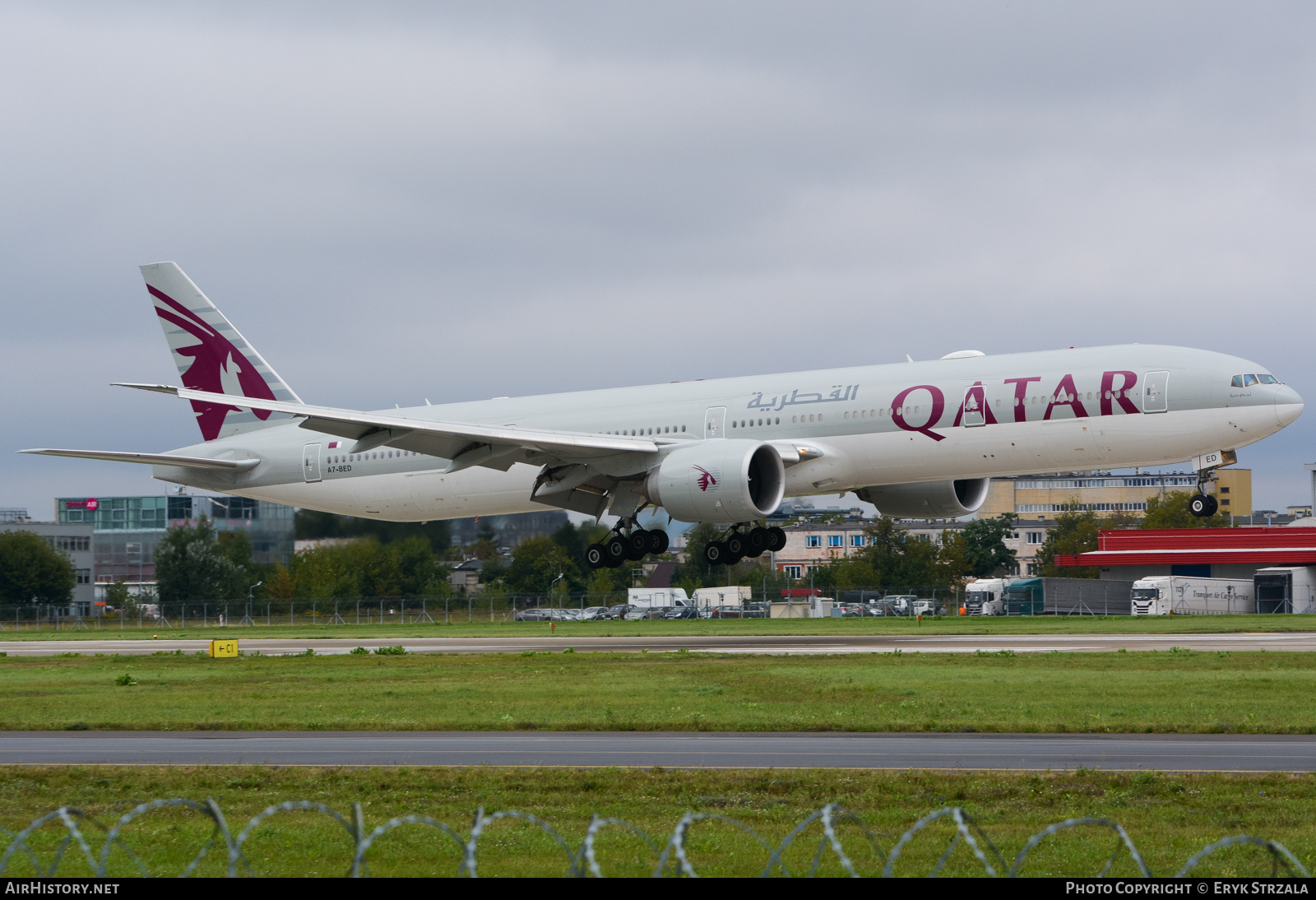 Aircraft Photo of A7-BED | Boeing 777-3DZ/ER | Qatar Airways | AirHistory.net #675893