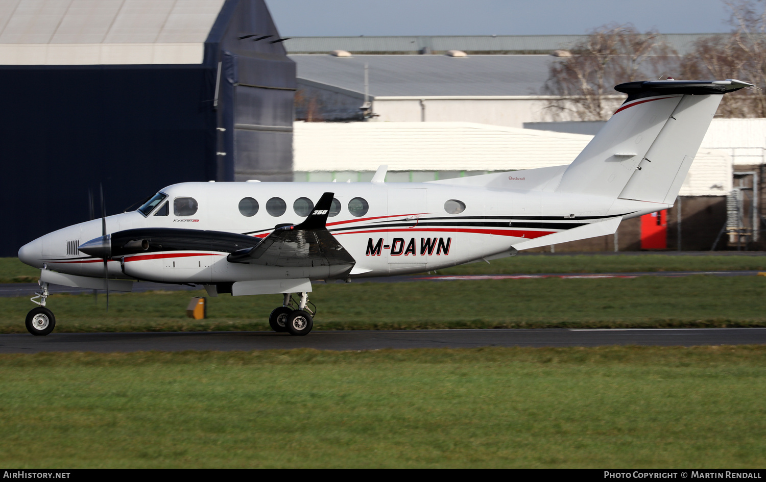 Aircraft Photo of M-DAWN | Beechcraft 250 King Air (200GT) | AirHistory.net #675899