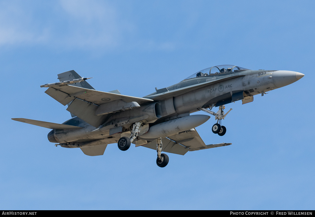 Aircraft Photo of 188933 | McDonnell Douglas CF-188B Hornet | Canada - Air Force | AirHistory.net #675997