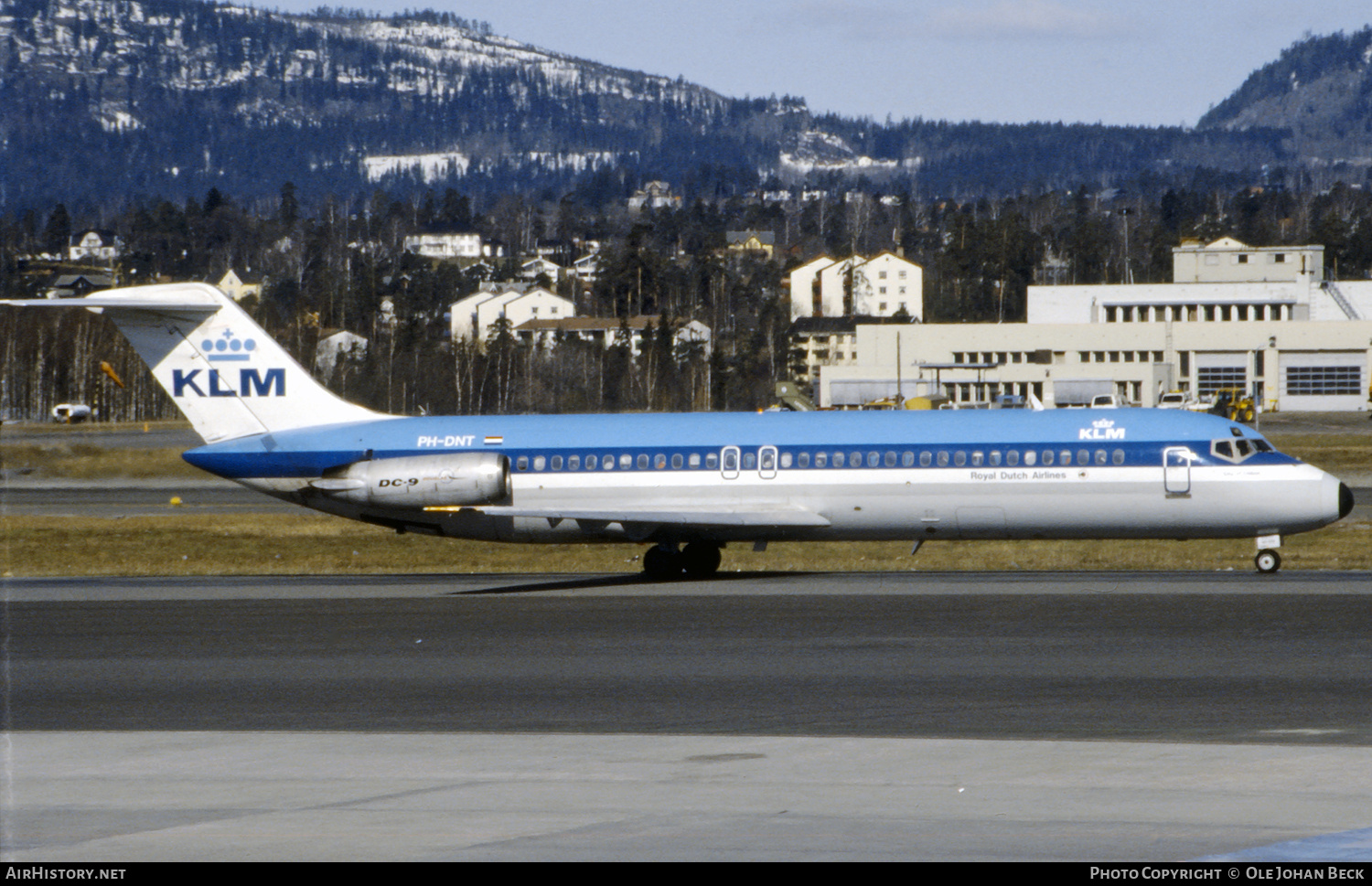 Aircraft Photo of PH-DNT | McDonnell Douglas DC-9-32 | KLM - Royal Dutch Airlines | AirHistory.net #676028
