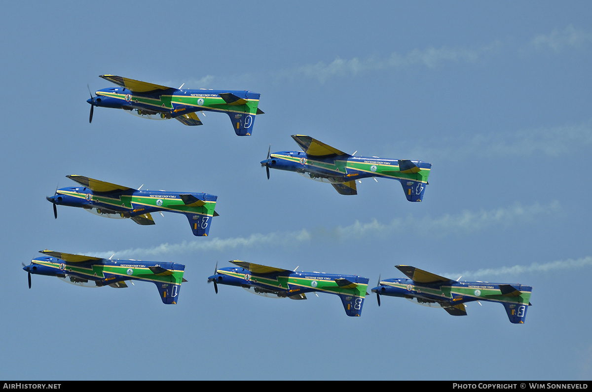 Aircraft Photo of 1327 | Embraer T-27 Tucano | Brazil - Air Force | AirHistory.net #676054