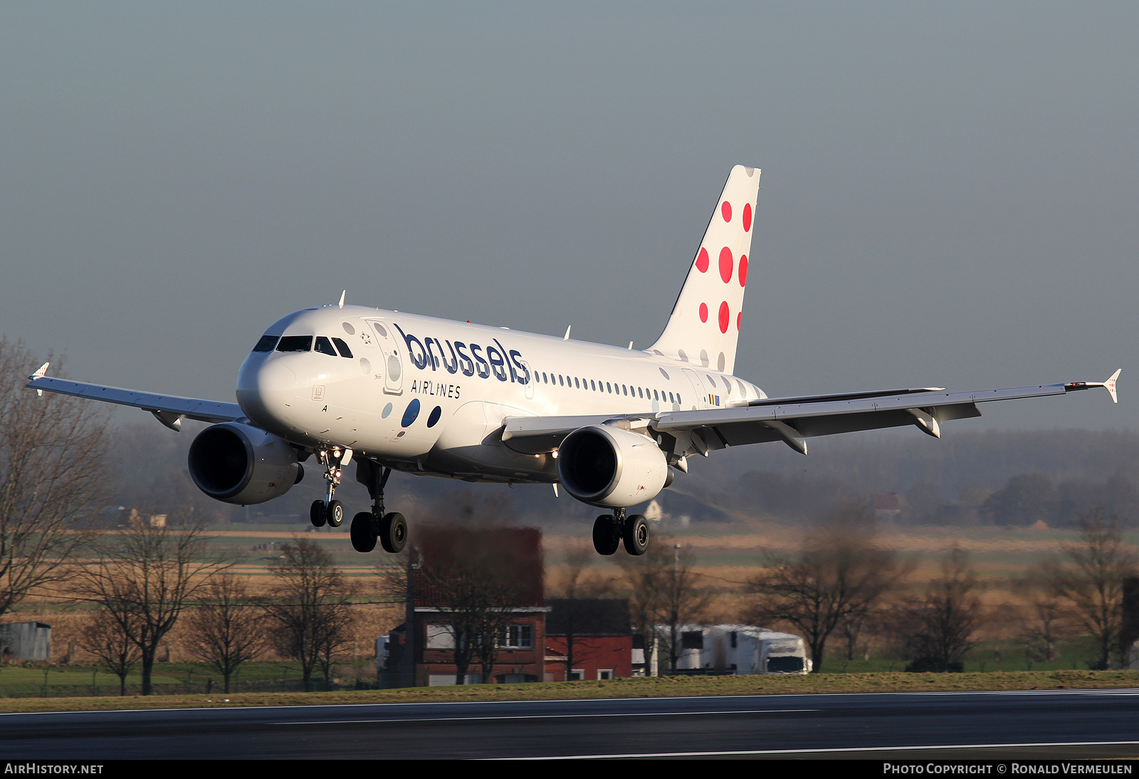 Aircraft Photo of OO-SSA | Airbus A319-111 | Brussels Airlines | AirHistory.net #676099