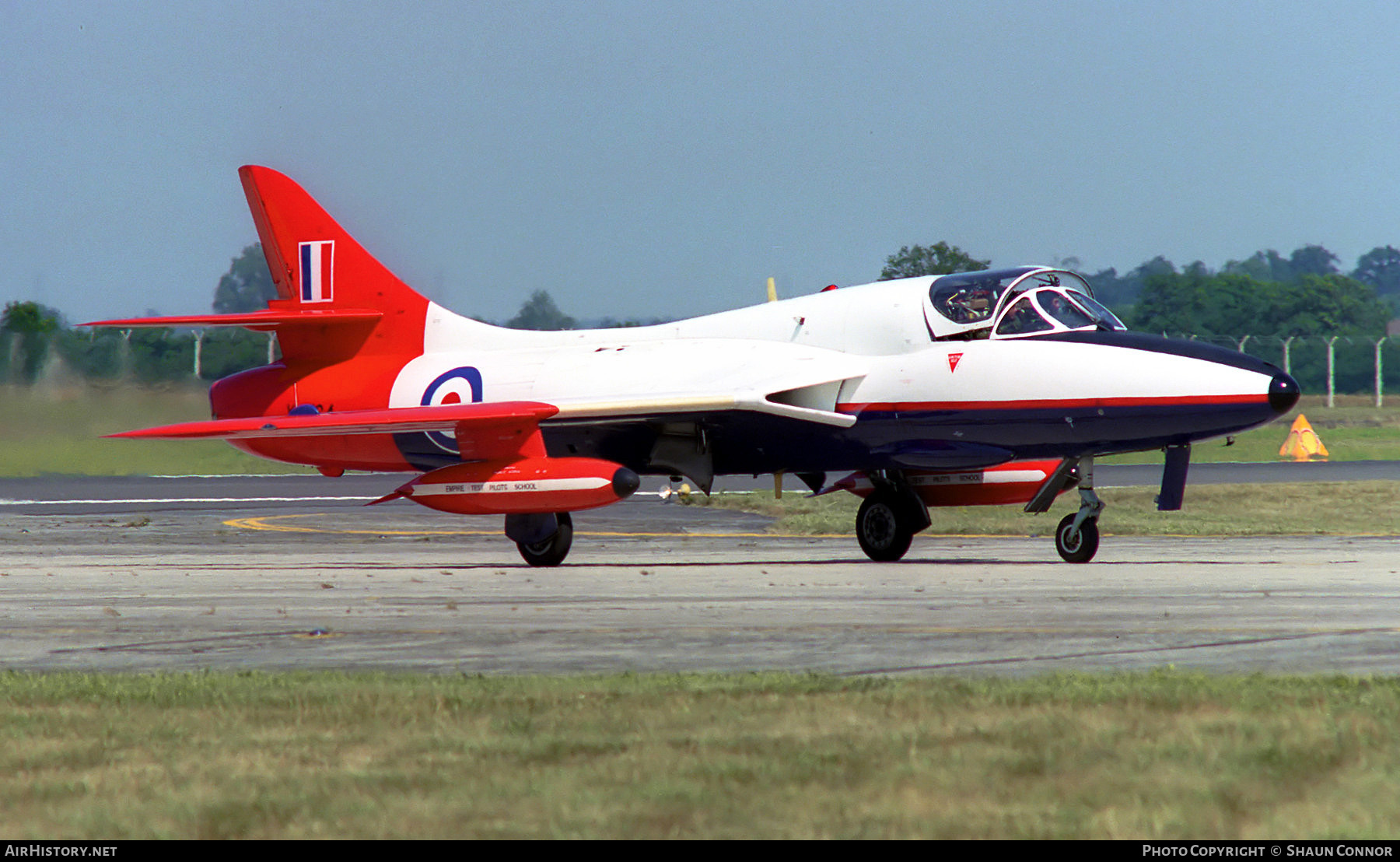 Aircraft Photo of XL564 | Hawker Hunter T7 | UK - Air Force | AirHistory.net #676147