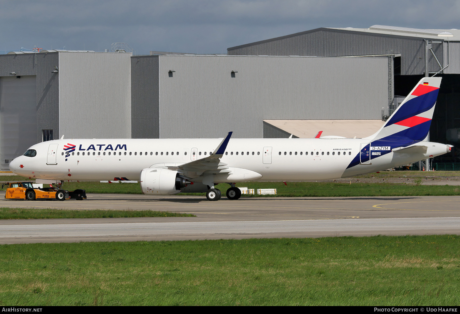 Aircraft Photo of D-AZYM / PS-LBM | Airbus A321-271NX | LATAM Airlines | AirHistory.net #676187