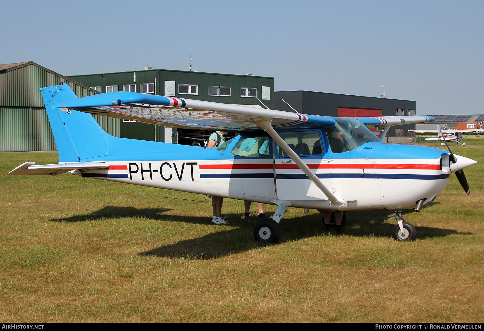 Aircraft Photo of PH-CVT | Cessna 172P | Vliegclub Teuge | AirHistory.net #676205