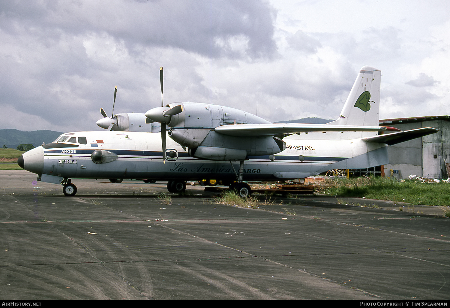 Aircraft Photo of HP-1217AVL | Antonov An-32B | Las Americas Cargo | AirHistory.net #676214