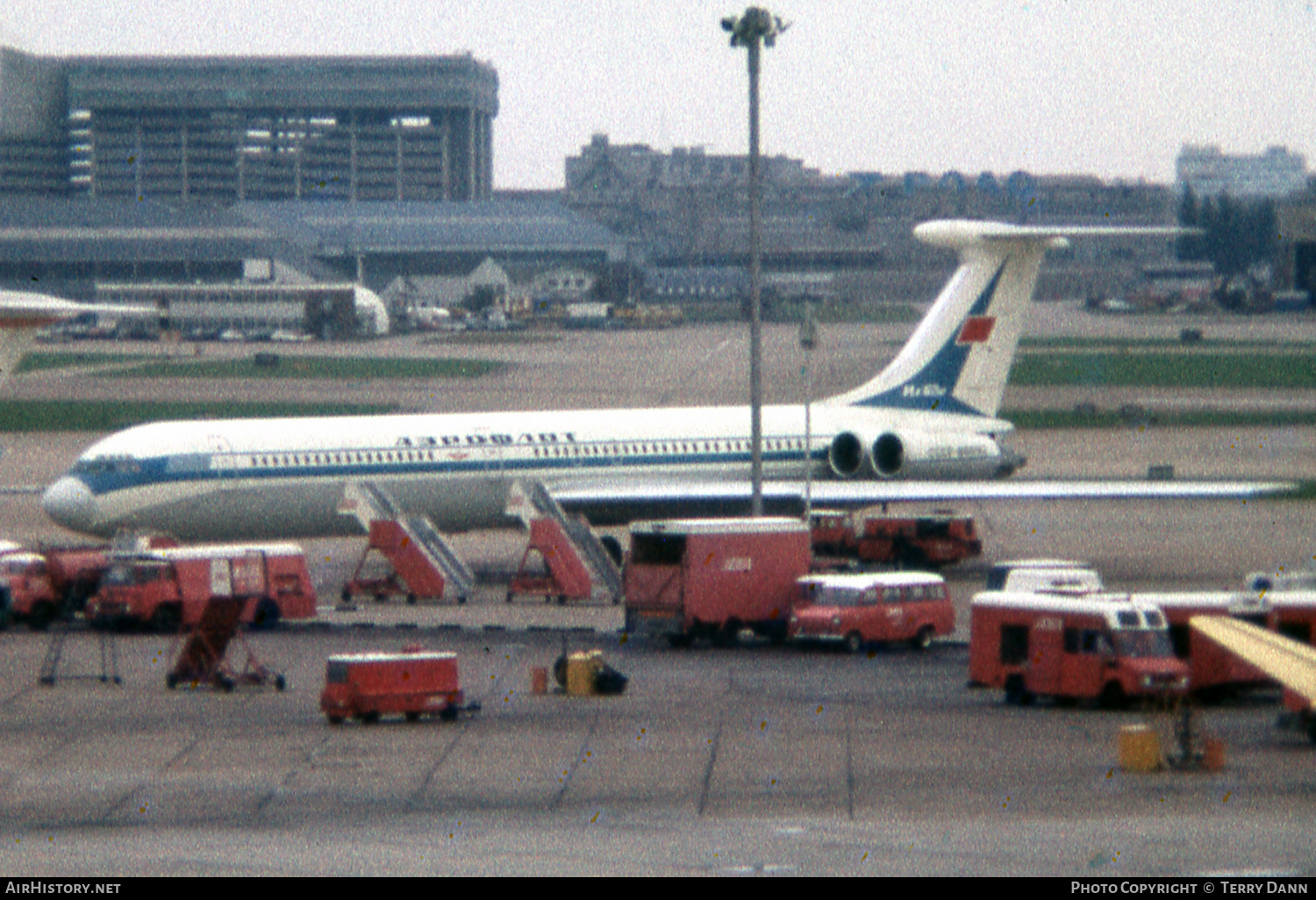 Aircraft Photo of CCCP-86692 | Ilyushin Il-62M | Aeroflot | AirHistory.net #676409