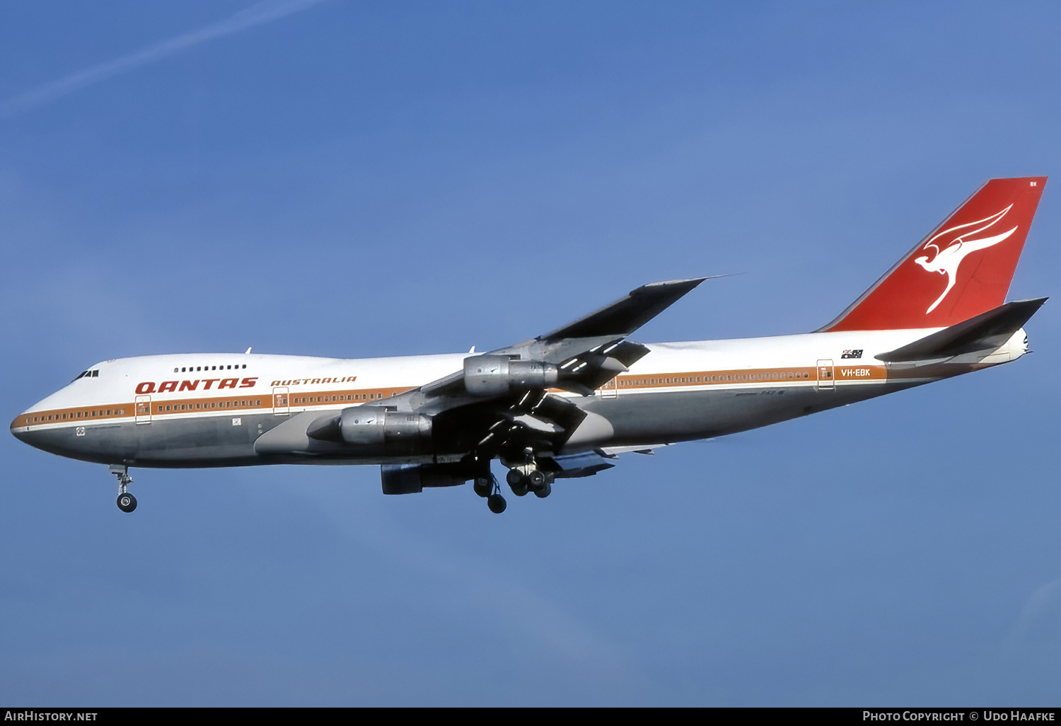 Aircraft Photo of VH-EBK | Boeing 747-238B | Qantas | AirHistory.net #676442