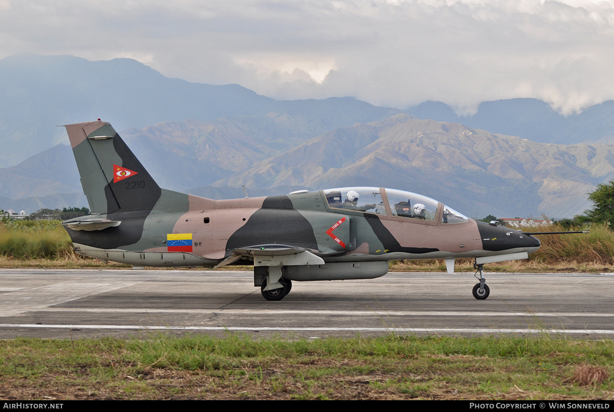 Aircraft Photo of 2210 | Hongdu K-8W Karakorum (JL-8W) | Venezuela - Air Force | AirHistory.net #676499