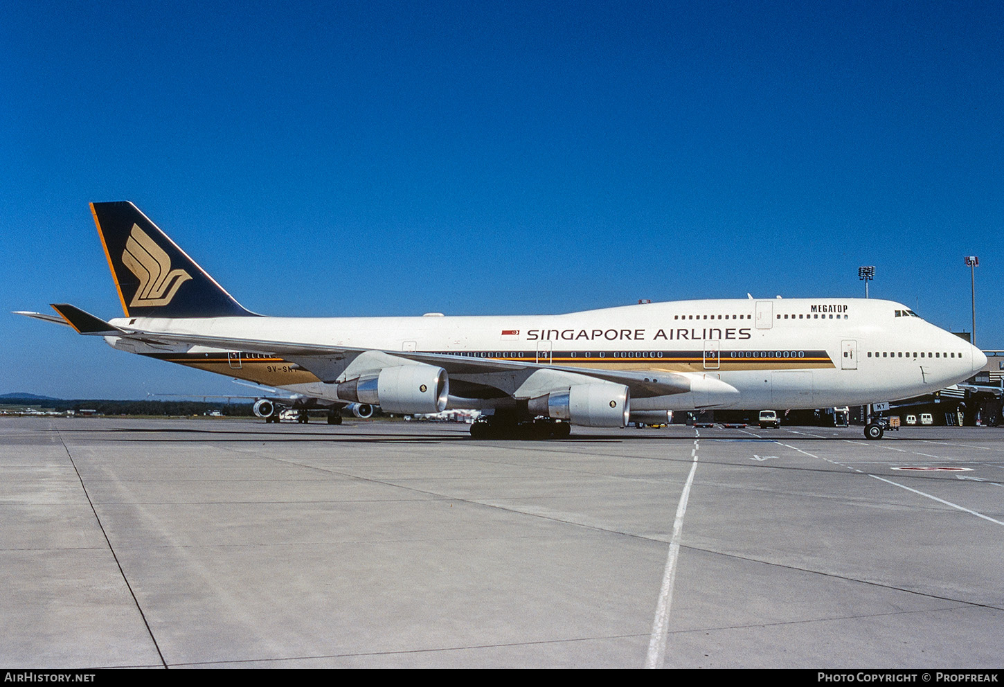 Aircraft Photo of 9V-SMY | Boeing 747-412 | Singapore Airlines | AirHistory.net #676504