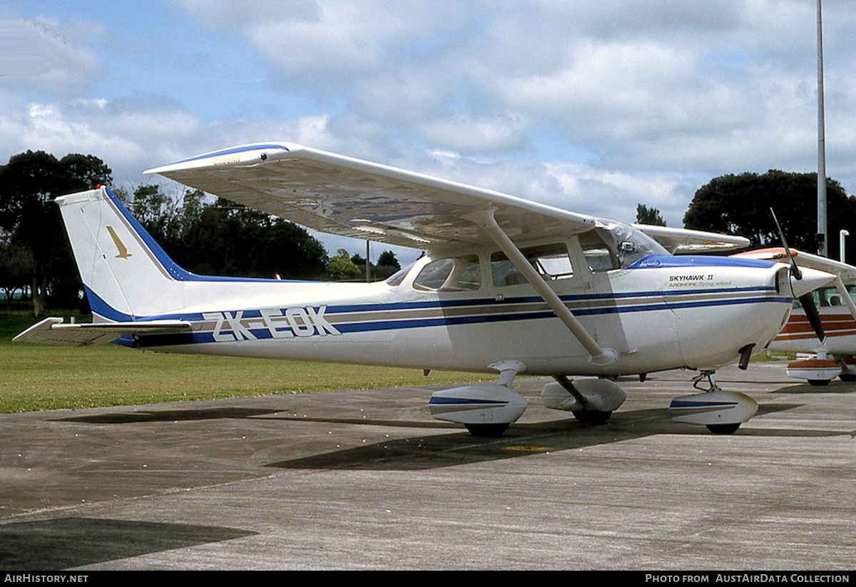 Aircraft Photo of ZK-EOK | Cessna 172N Skyhawk | AirHistory.net #676568
