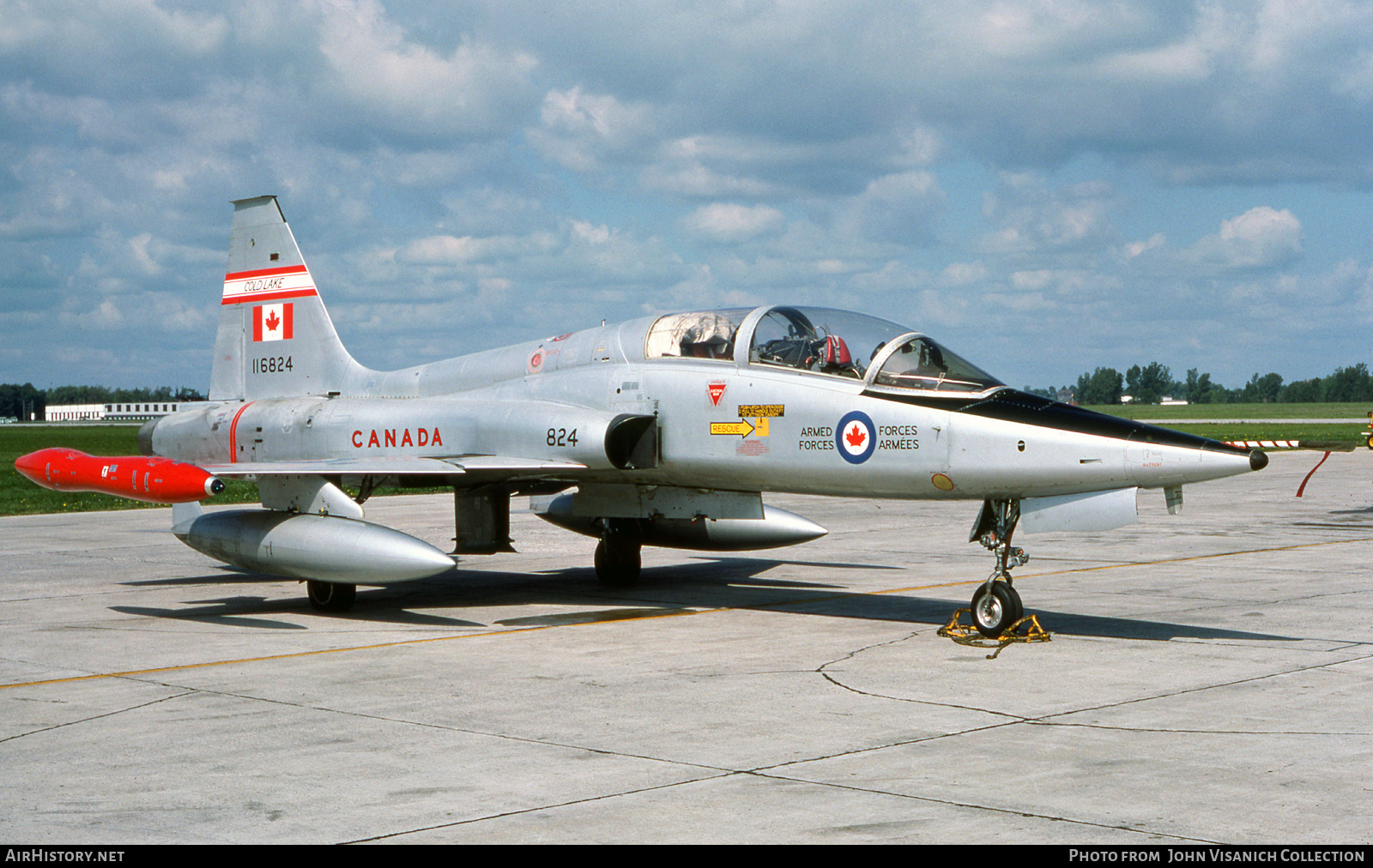Aircraft Photo of 116824 | Canadair CF-5D | Canada - Air Force | AirHistory.net #676763