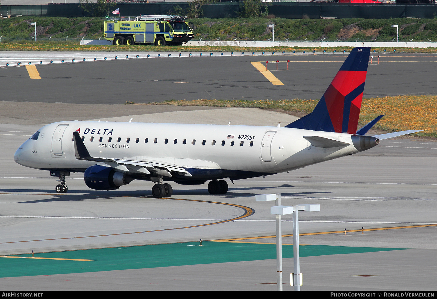 Aircraft Photo of N270SY | Embraer 175LR (ERJ-170-200LR) | Delta Connection | AirHistory.net #676811