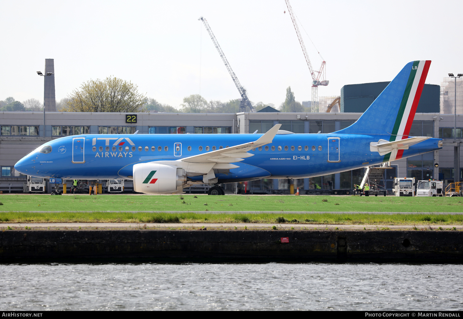 Aircraft Photo of EI-HLB | Airbus A220-100 (BD-500-1A10) | ITA Airways | AirHistory.net #676827