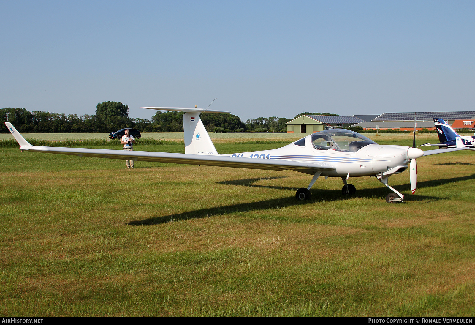 Aircraft Photo of PH-1391 | Diamond HK-36TC Super Dimona | MGC225 - Motor Glider Club 225 | AirHistory.net #676871