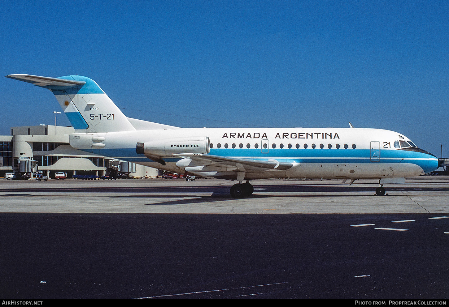 Aircraft Photo of 0742 | Fokker F28-3000MC Fellowship | Argentina - Navy | AirHistory.net #676894