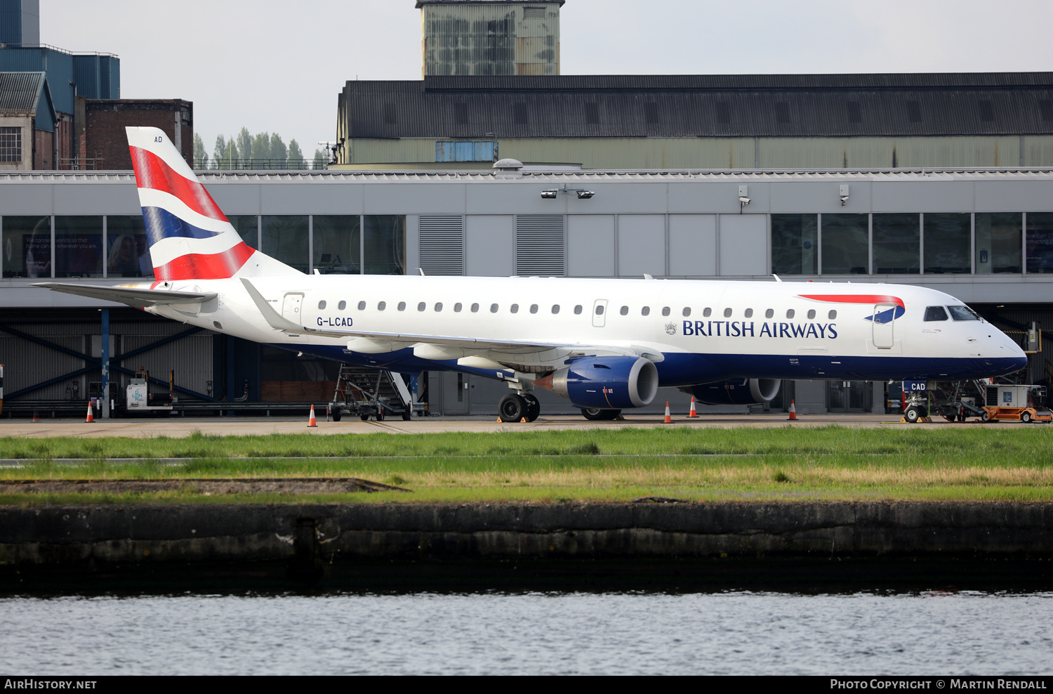 Aircraft Photo of G-LCAD | Embraer 190SR (ERJ-190-100SR) | British Airways | AirHistory.net #676895