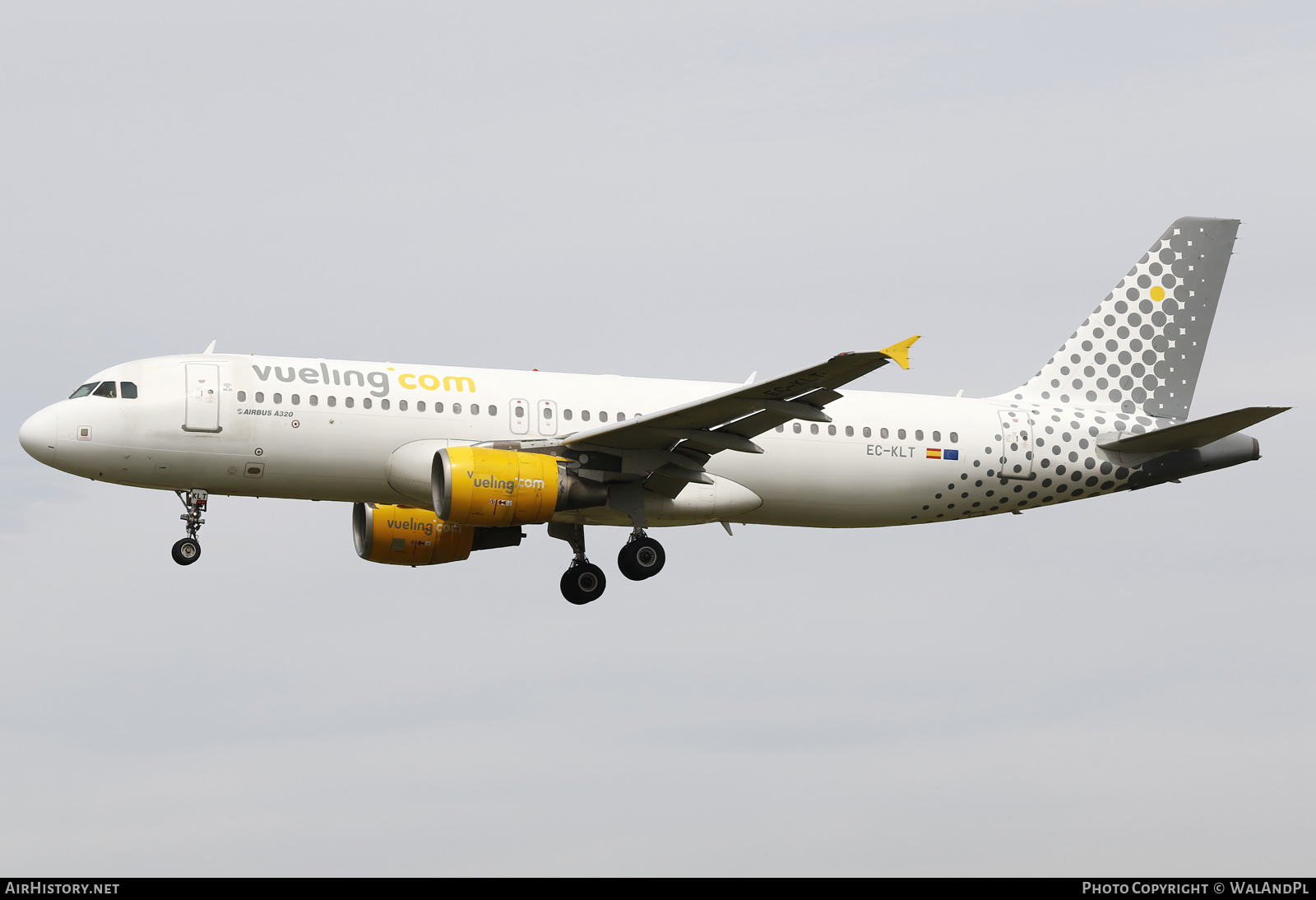 Aircraft Photo of EC-KLT | Airbus A320-216 | Vueling Airlines | AirHistory.net #676945