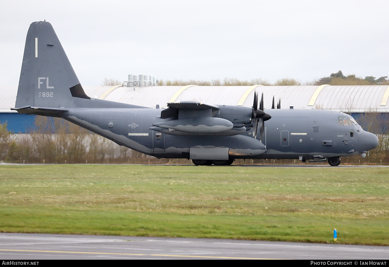 Aircraft Photo of 17-5892 / AF17-892 | Lockheed Martin HC-130J Combat King II | USA - Air Force | AirHistory.net #676951